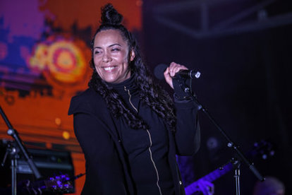 Photo AJA (39) 0 420 0 280 Crop